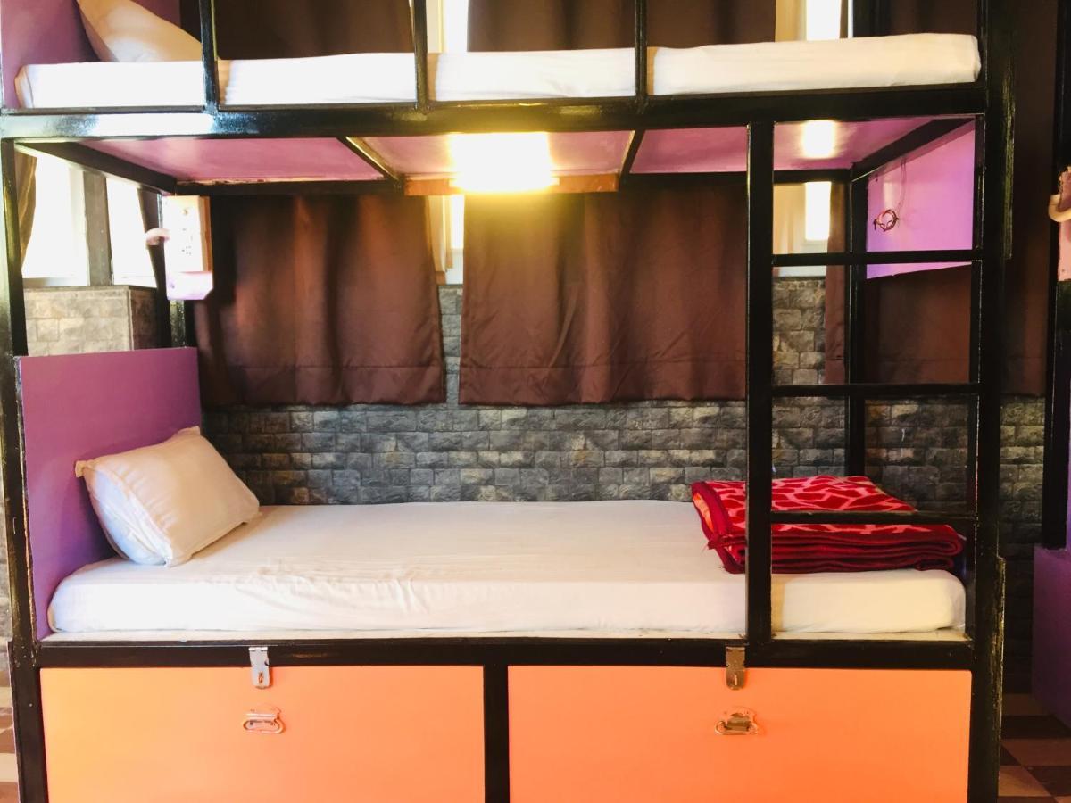 Hotel Cosy Nook Risikés Kültér fotó