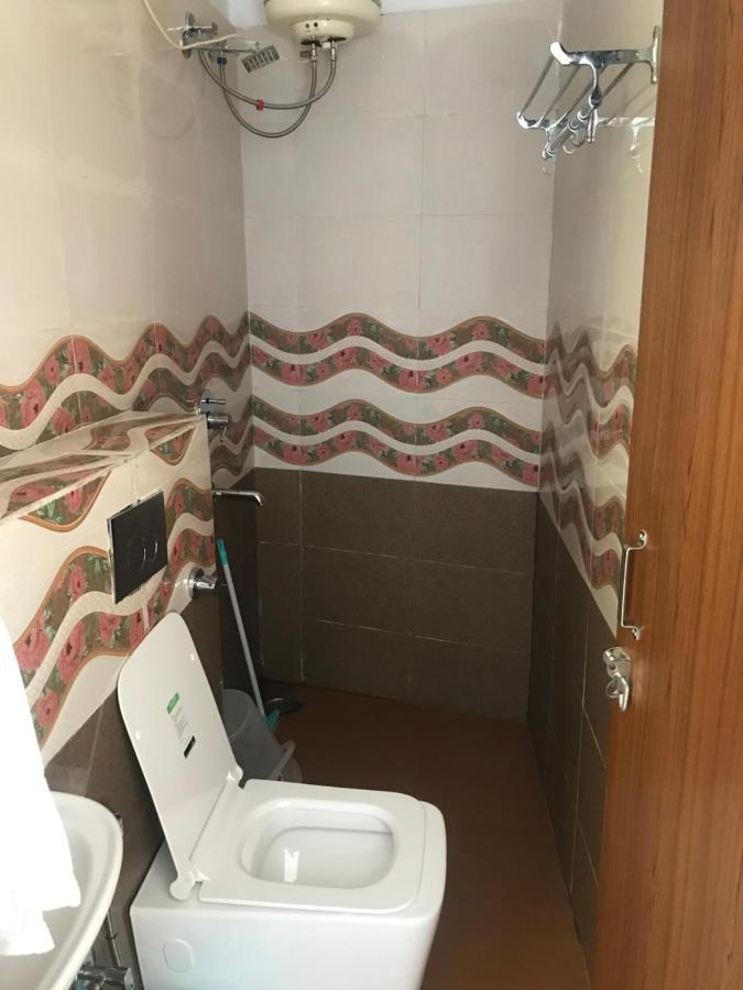 Hotel Cosy Nook Risikés Kültér fotó